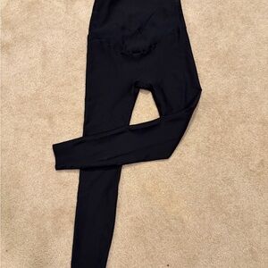 Black ‘glowe’ Maternity Leggings